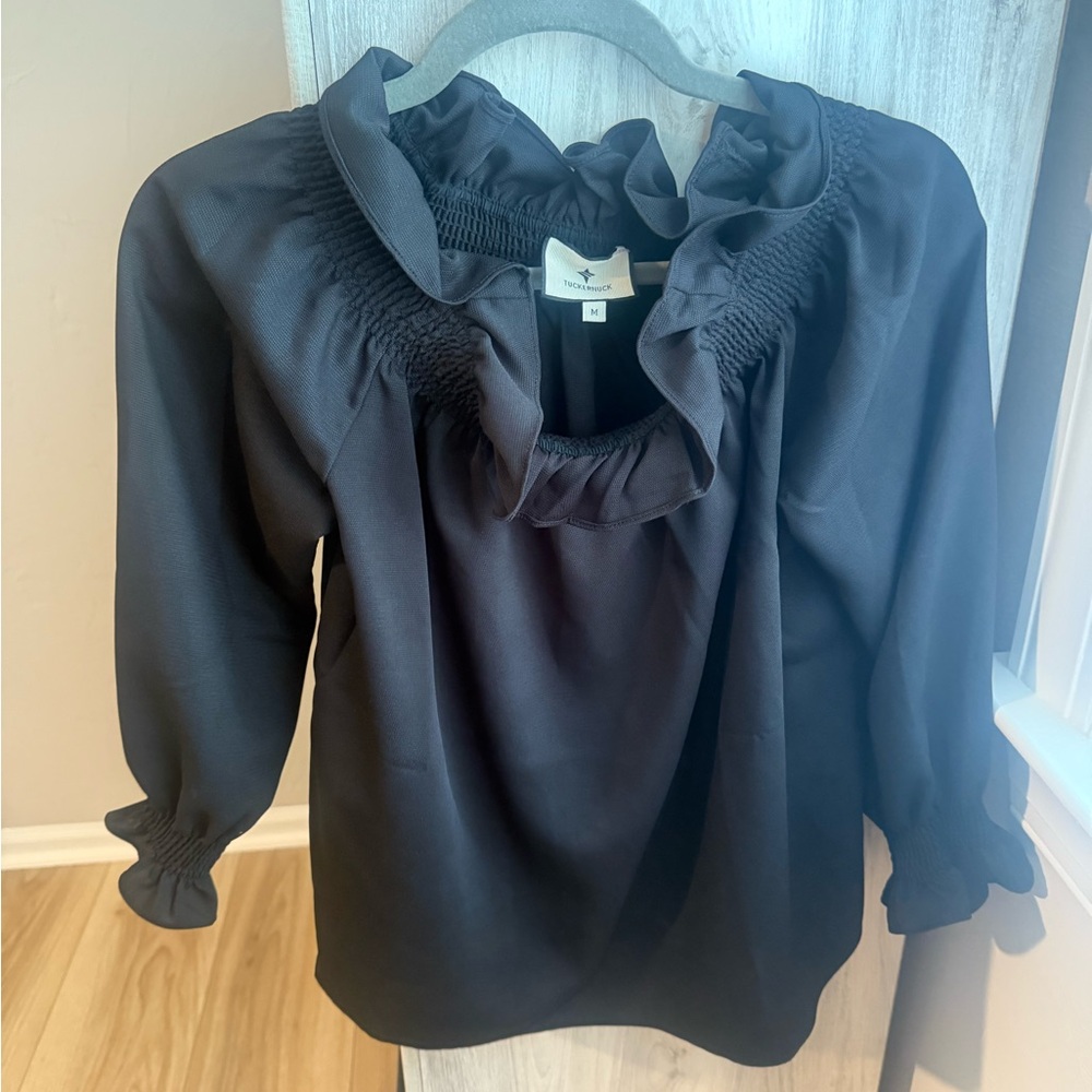 Tuckernuck Off-the-Shoulder Black Women's Top